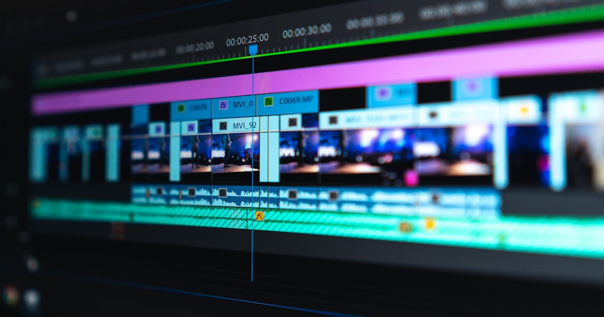 كتابة سكربت فيديو: 6 خطوات لسكربت يجذب المشاهدين من أول ثانية